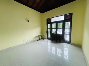 Spacious Three-Storey House for Sale – Meegahawatta, Delgoda