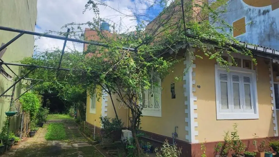 House with Land for Sale - Nugegoda