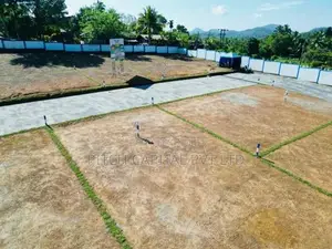 පැය 24පුරාම බස් ධාවනය වන 122 මාර්ගය අසලින්ම කලුඅග්ගලින් වටිනා ඉඩමක්