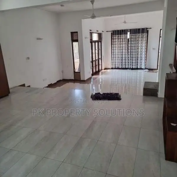 Commercial Property for Rent in Rajagiriya ( File No 90 C) Mal Pedesa
