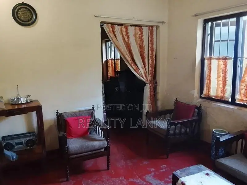 Land for sale (3981) Colombo 04