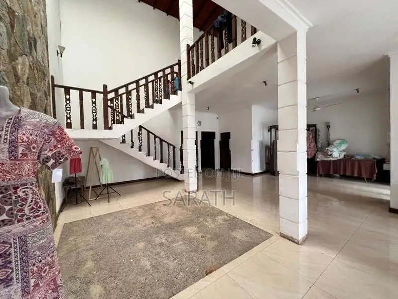 Kottawa සුපිරි දෙමහල් නිවසක් විකිනීමට