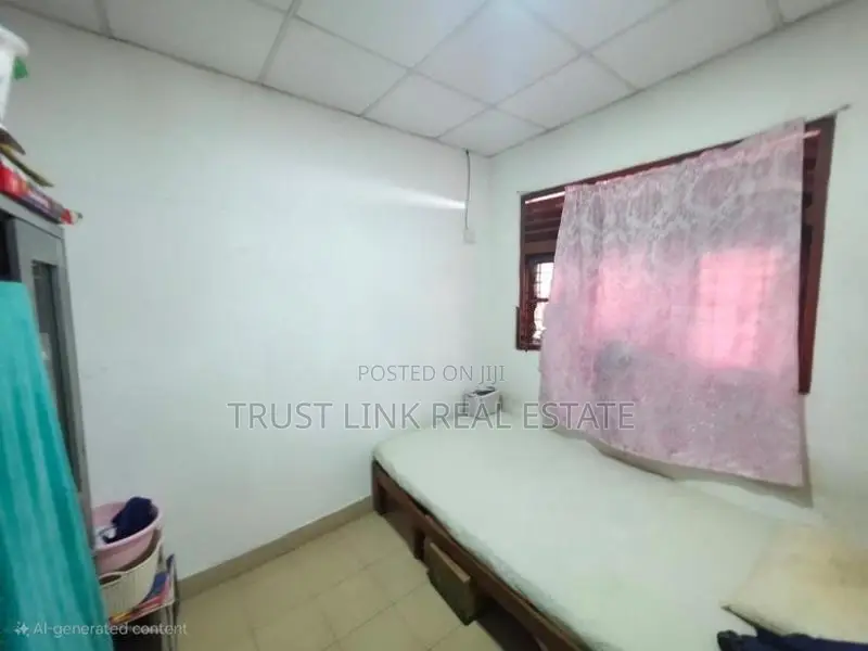 Single Storey House for Sale in Wattala Mabola