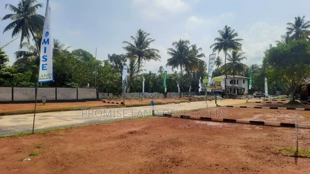 Wadduwa Panadura Valuable Lands for Sale N38