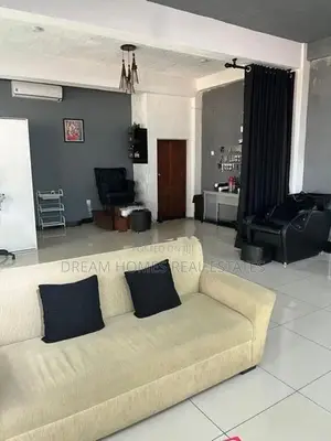 Two-Storey Commercial Building for Sale – Mahara, Kadawatha