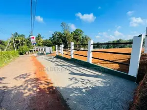 Kalagedihena Best Land Sale Near Lyceum School
