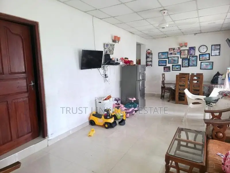 Single Storey House for Sale in Wattala Mabola