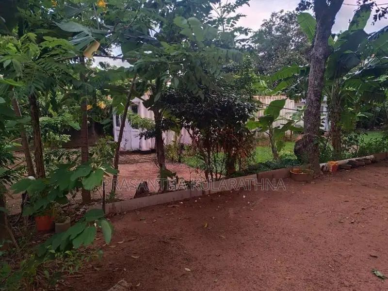 Land for Sale in a Prime Residential Location Nawala