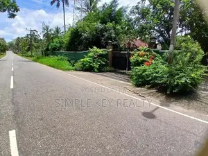Valuable Land for Sale in Gampaha Pugoda Main Road