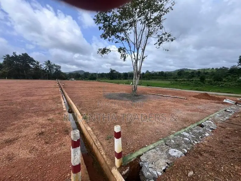 Land for Sale Mathugama