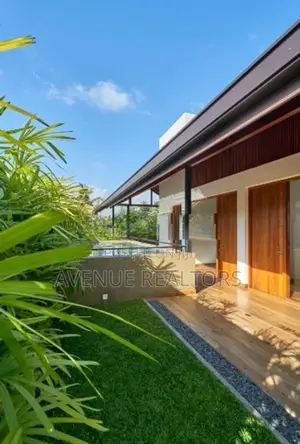 Modern 4BR House for Sale in Gampaha | Price LKR 120 Million (Hs4689)