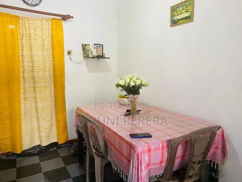 One Storey House Colombo 15