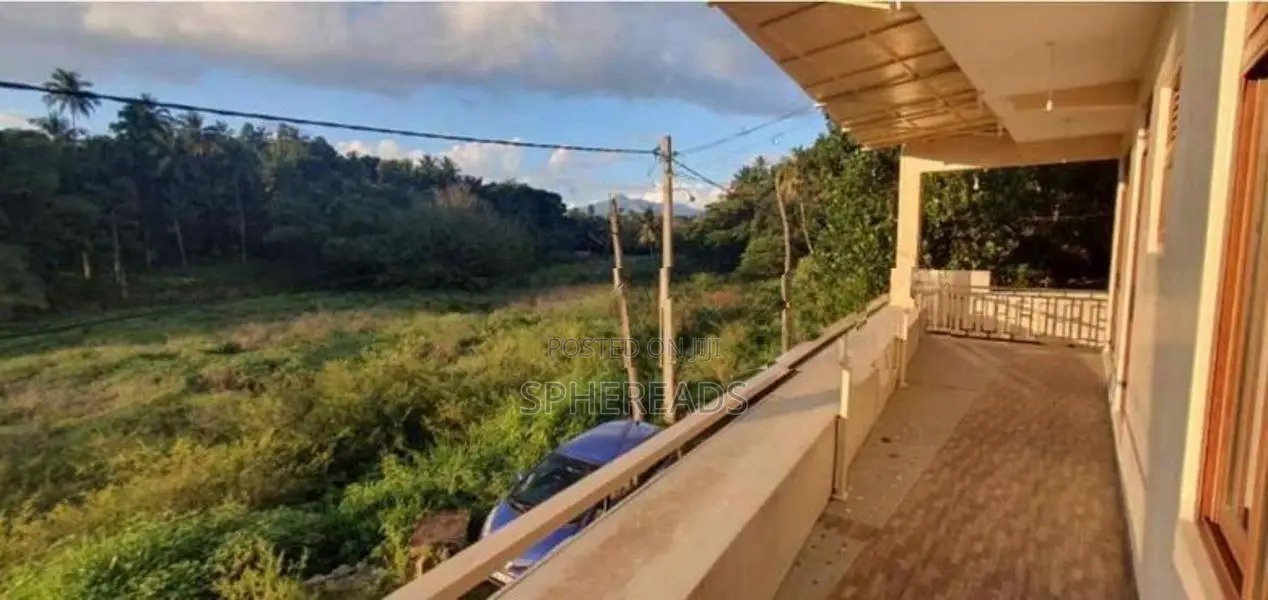 House (3 AC Bed) For Rent Kundasala-Naththaranpotha