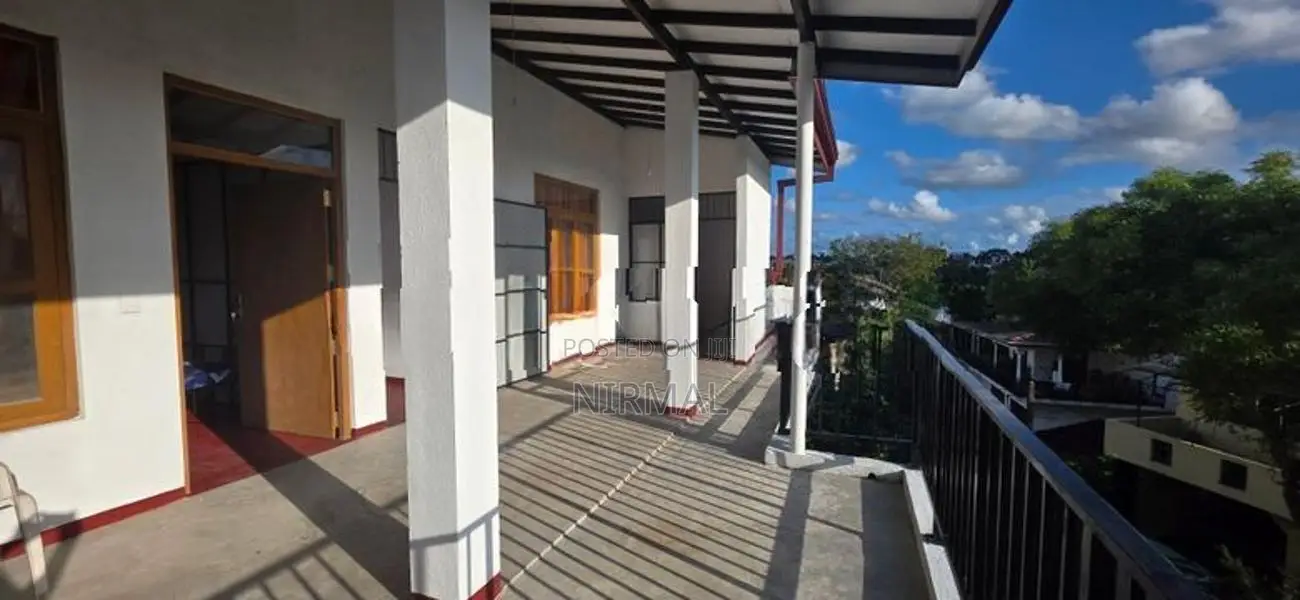 කන්තාවන්ට කාමර කුලියට දීමට - නුගේගොඩ