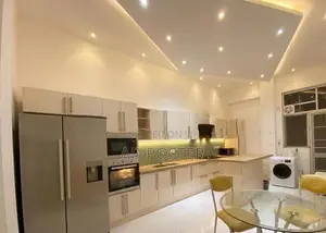 Luxury Apartment For Rent in Colombo 7