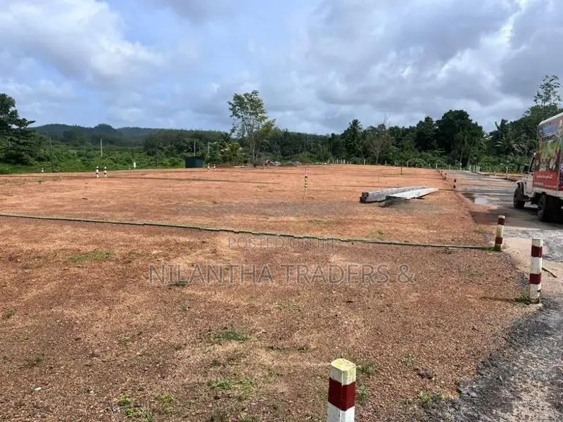 Land for Sale Mathugama
