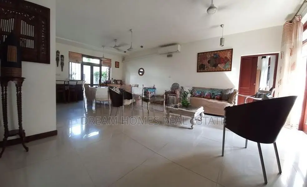 Luxury House with 19P Development Land for Sale – Nugegoda