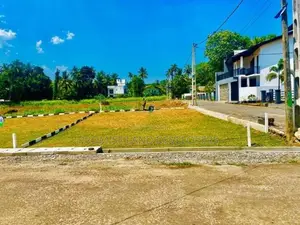 Commercial Land for Sale in Athurugiriya C33