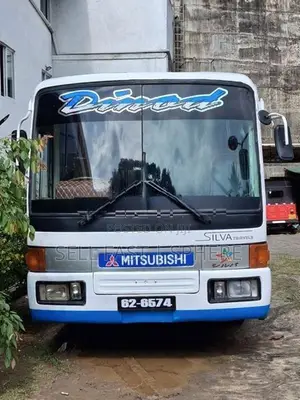 Mitsubishi Dolphin Fuso 1988
