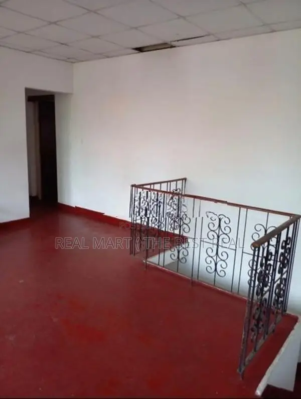 WELLAWATTE : 9.5P VALUABLE LAND WITH OLD HOUSE FOR SALE
