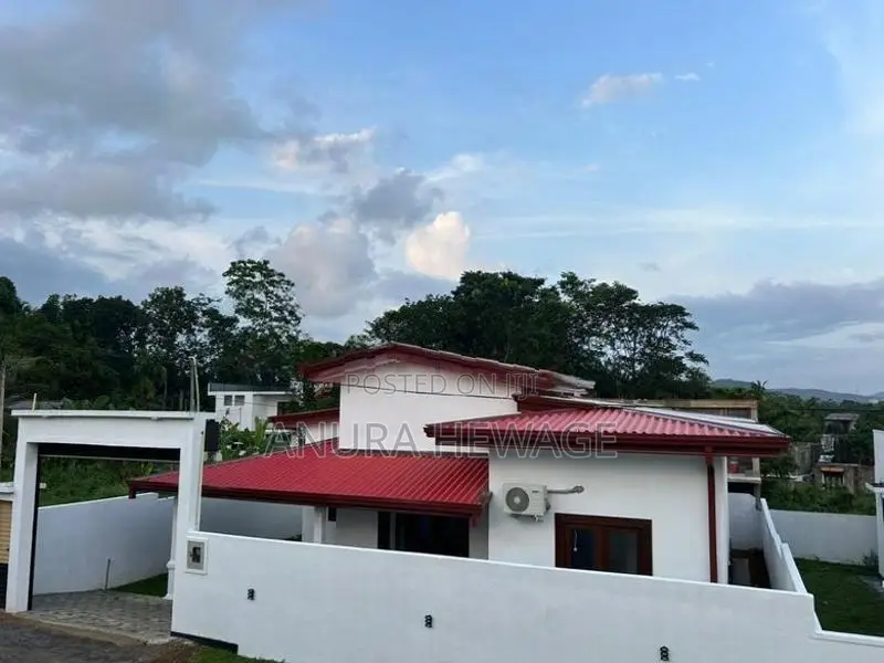 Brand New House for Sale Watareka, Meegoda. (ID : WTRK002)