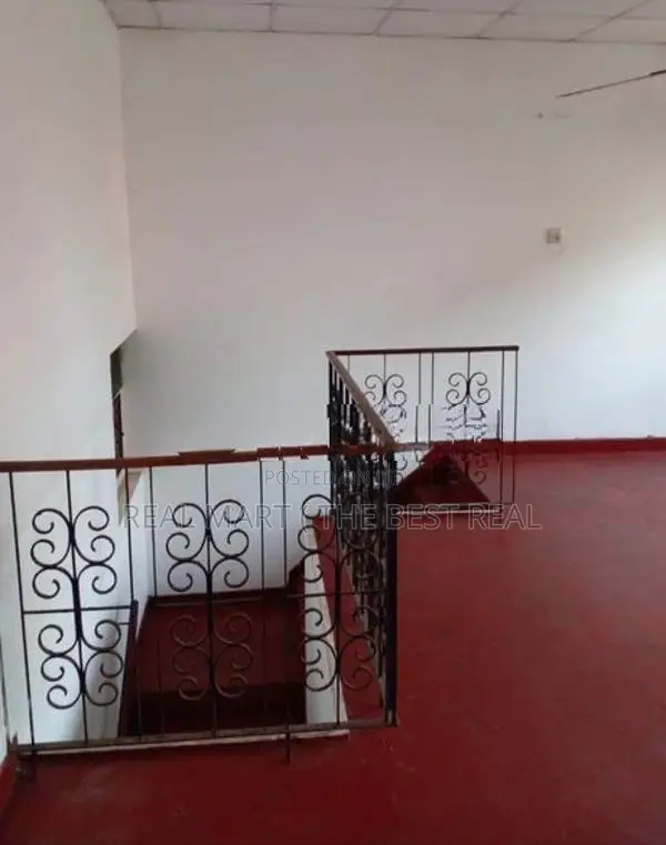 WELLAWATTE : 9.5P VALUABLE LAND WITH OLD HOUSE FOR SALE