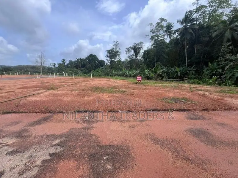 Land Sale for Mathugama