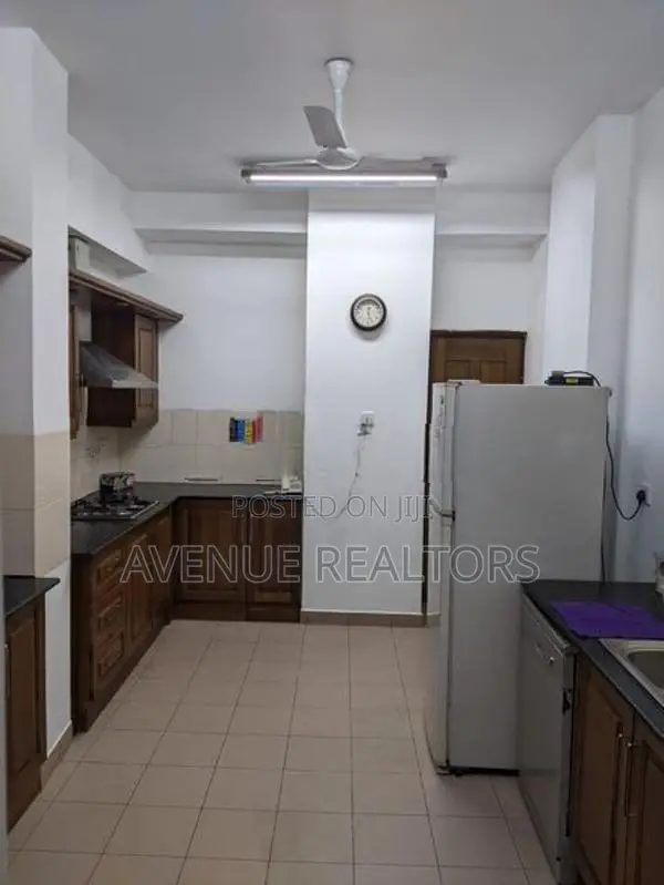 3BR Apartment for Sale at St. James Court, Col 03 (AP4694)