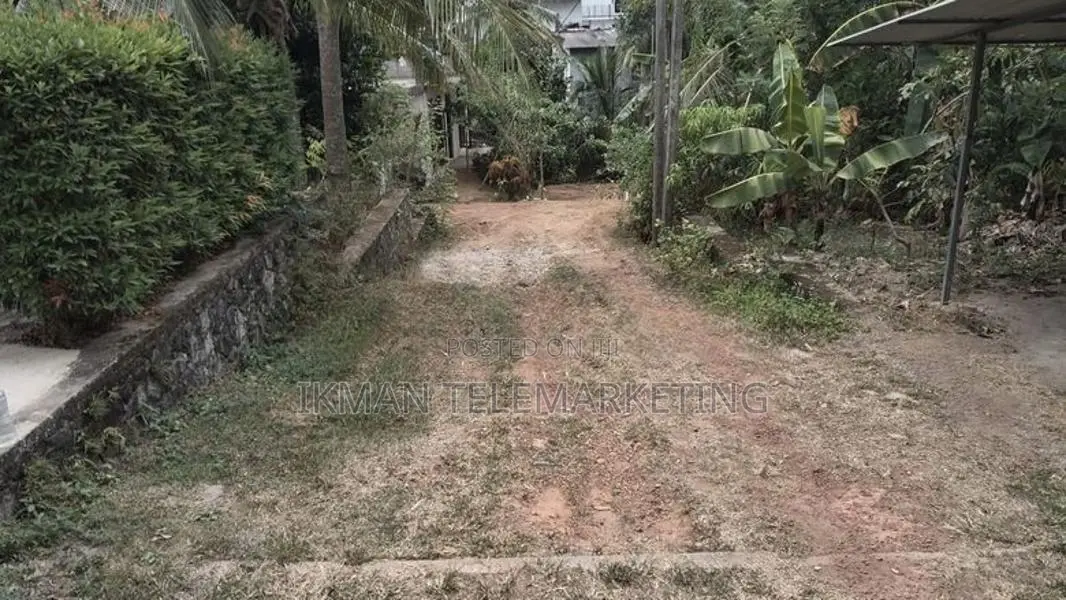 Land for Sale In Pelenwatta, Kottawa