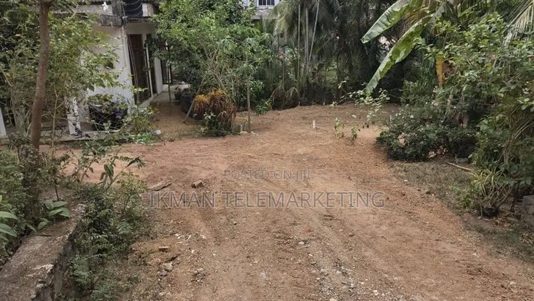 Land for Sale In Pelenwatta, Kottawa