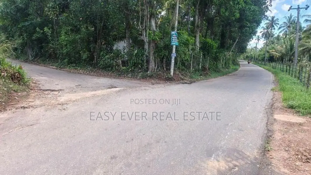 මීරිගම බිම් කොටස් DU 12749