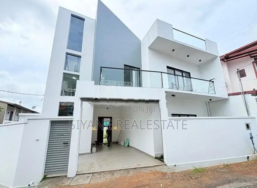 Brand New Super Luxury House for Sale in Athurugiriya