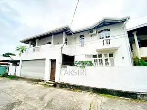 03 Storey Modern House Rent Pitakotte Mission Road
