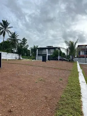 Makubura Land for Sale