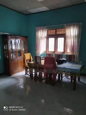 HOUSR FOR SALE