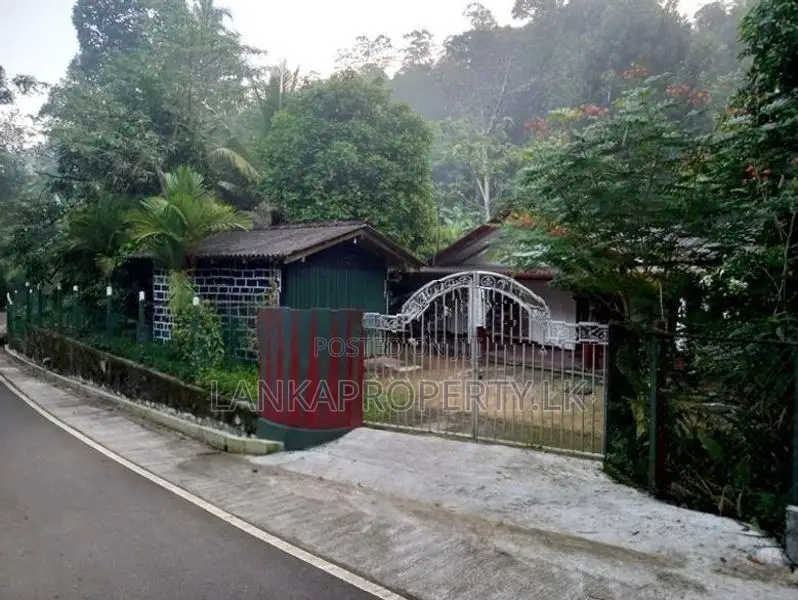 200+ Perches of Land With House, For Immediate Sale in Kosgama.