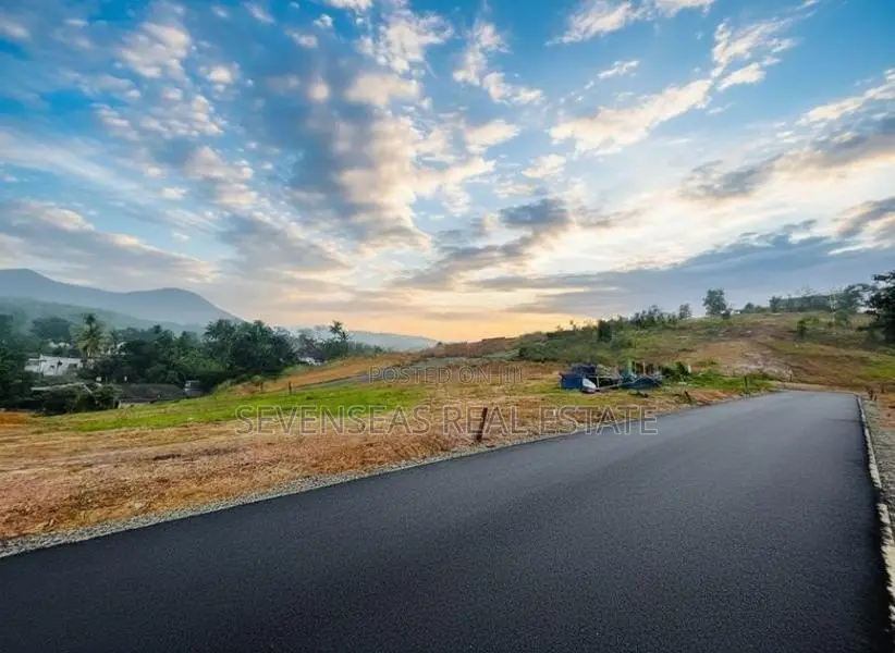 Residential Land for Sale in Avissawella