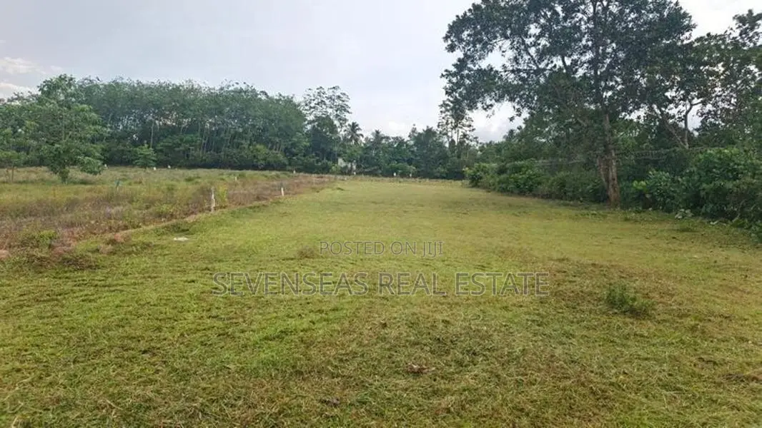 10 Perches Land for Sale in Eheliyagoda