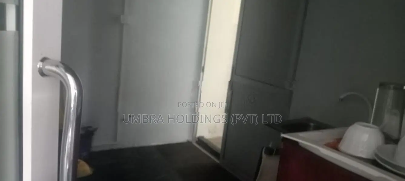 Office for Rent in Perahera Mawatha, Colombo 03 - 3978U
