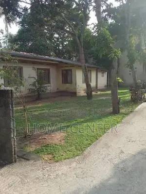 Land For Sale With old House Bopitiya Kandana