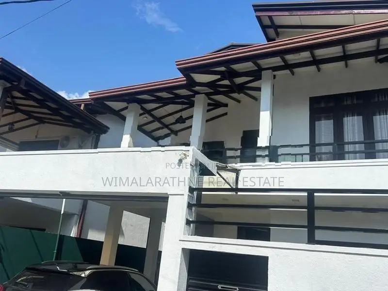 Two Storey House for Sale in Kottawa