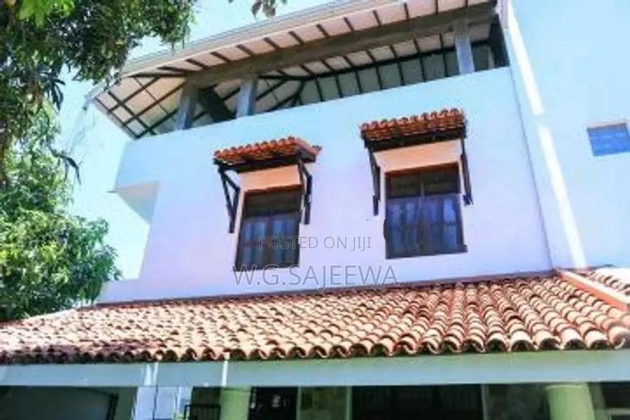 2 Storey House for Sale in Negombo Town