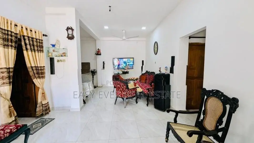 කඩවත – ඉඹුල්ගොඩ අලුත්ම දෙමහල් නිවසක් විකිණීමට / KK 11220