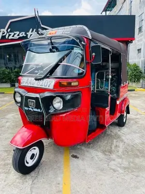 Bajaj RE 2014