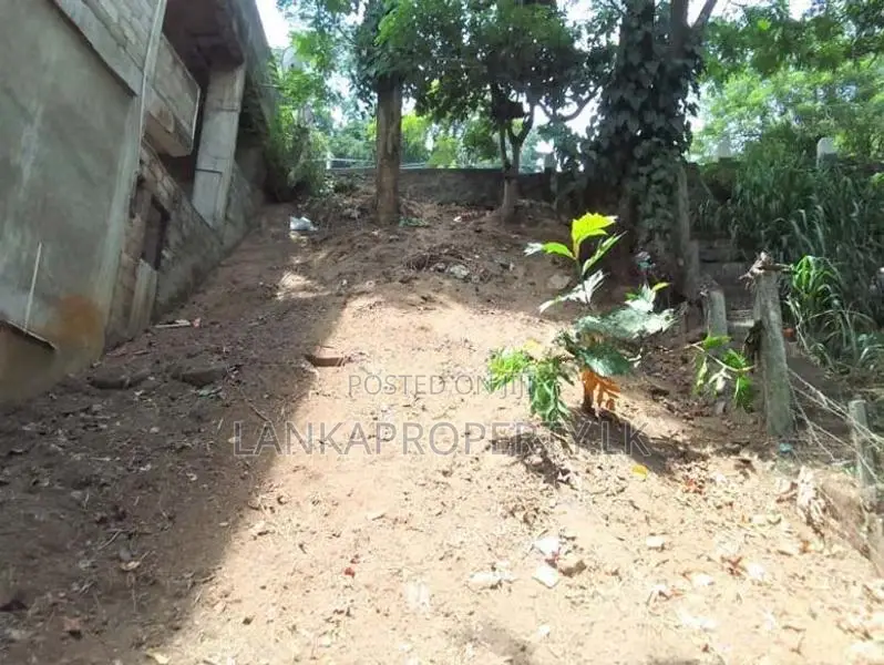 Valuable 14 Perches of Commercial Land for Sale at Thalwatta, Kandy.