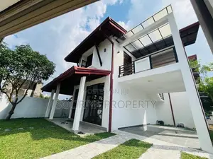 Luxury 2 Storey House for Sale in Boralesgamuwa