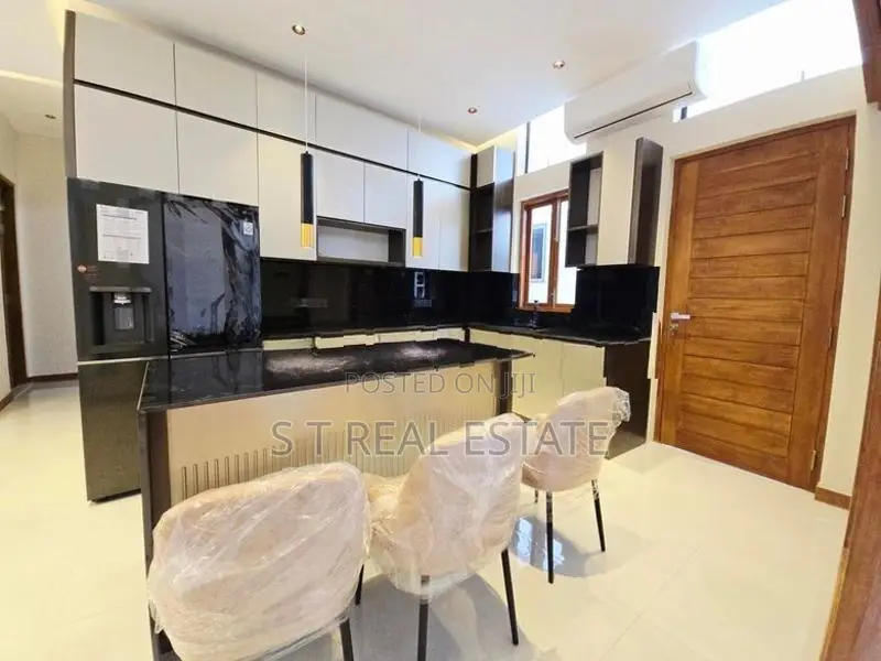 Fully Furnished Luxury 3 Storey House for Sale in Battaramulla
