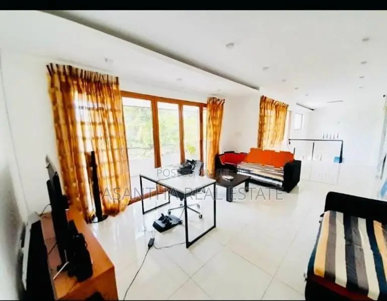 (AFA250) 02 Storey House Sale at Wimalawatta Road Mirihana Nugegoda