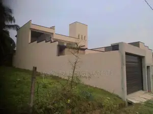 කිරිවත්තුඩුවෙන් වටිනා ඉඩමක් විකිණීමට