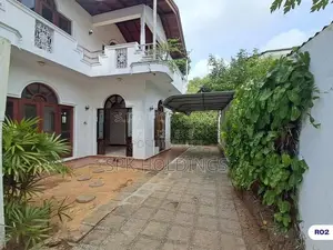 Luxury 4,600 Sq.Ft Two-Storey Residence – Rajagiriya